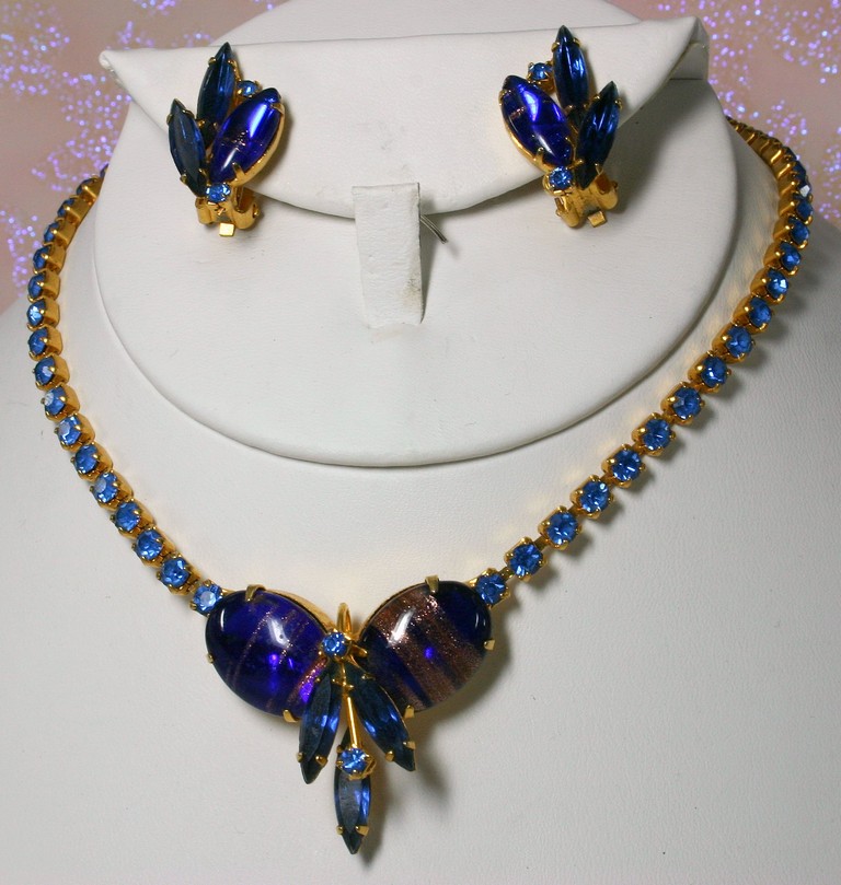 Front view of Blue Cabochons Striped Necklace