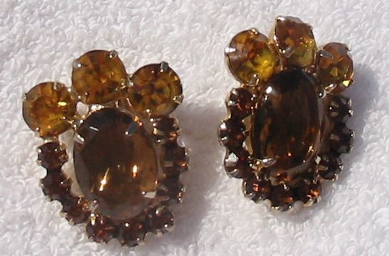 Front view of Topaz Oval Earrings Clip