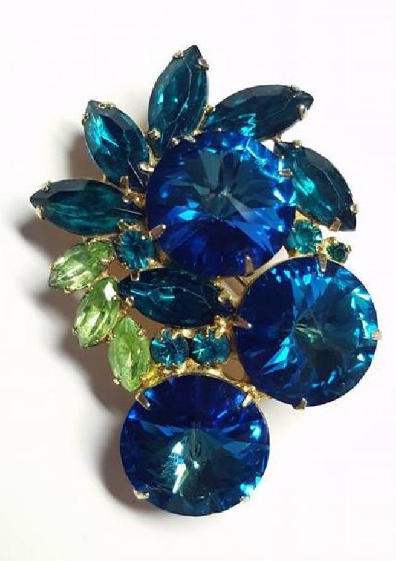 Front view of Multiple Colors Navettes Rivoli/Margarita Brooch