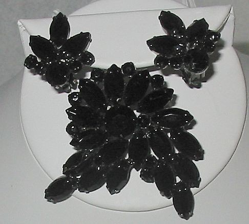 Front view of Black (jet) Navettes Brooch