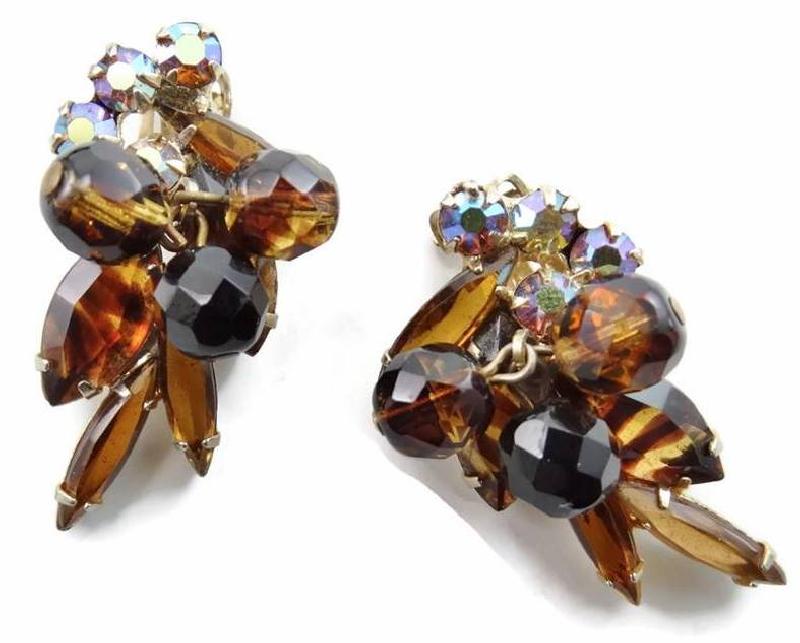 Front view of Topaz Navettes Striped Earrings Clip