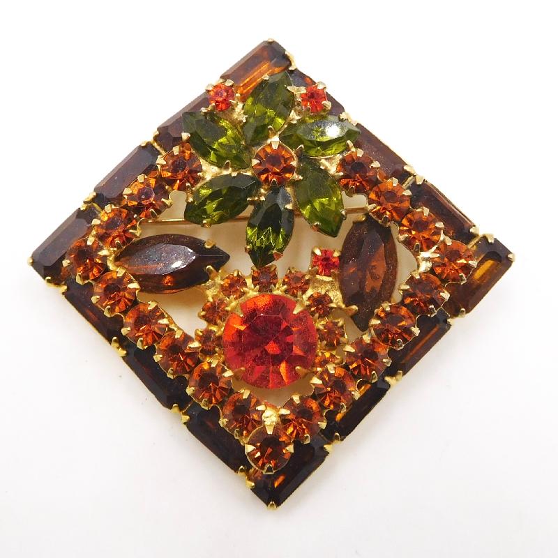 Front view of Topaz Baguettes Brooch