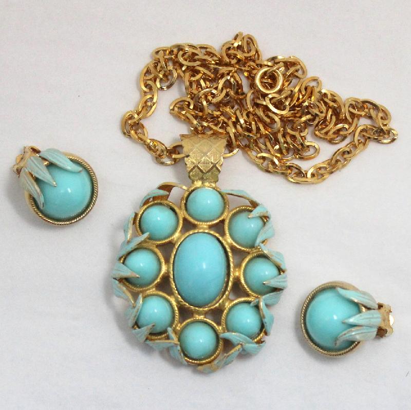 Front view of Blue Cabochons Plastic Pendant