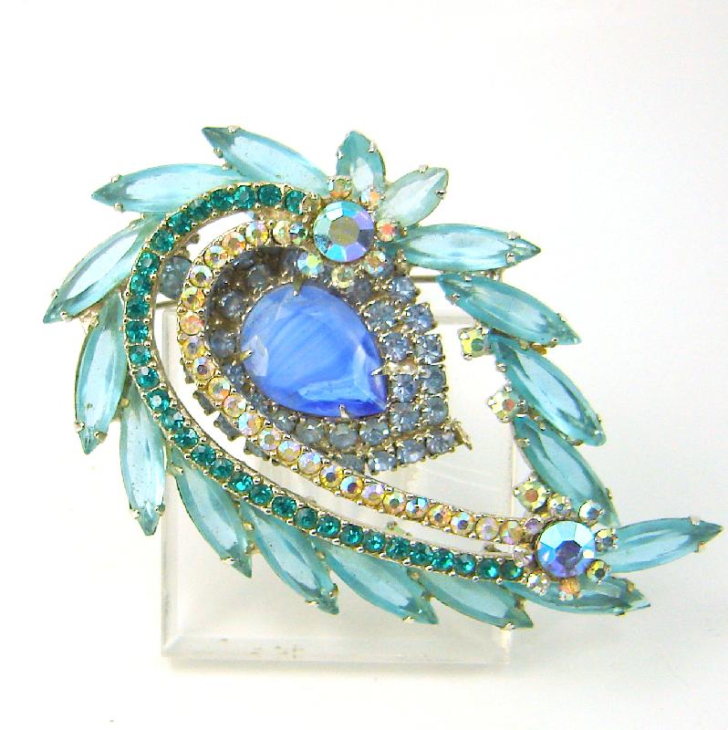 Front view of Blue Pear Givre Brooch