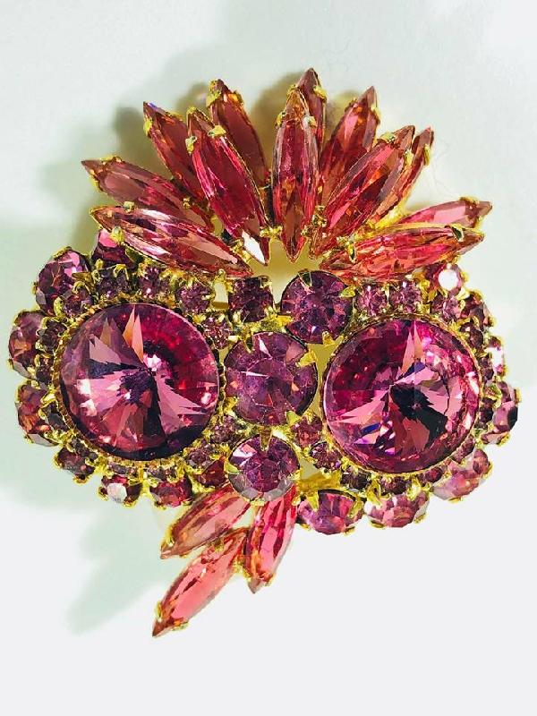 Front view of Pink Navettes Rivoli/Margarita Brooch