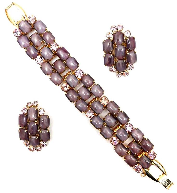 Front view of Purple (cardinal) Cabochons Bracelet 5 Link