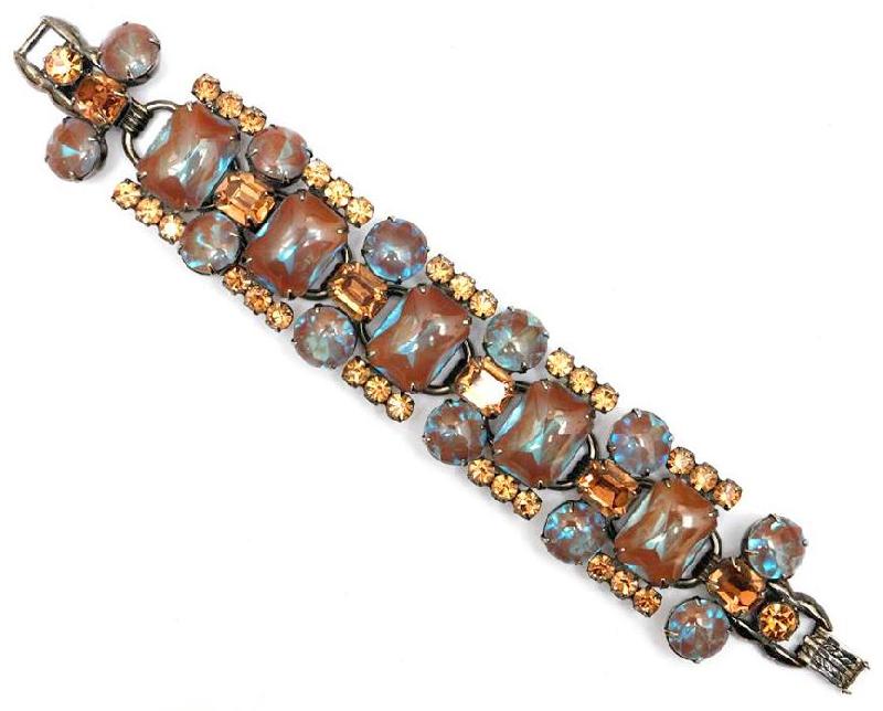 Front view of Multiple Colors Cabochons Multi-Color/Shaded Bracelet 5 Link