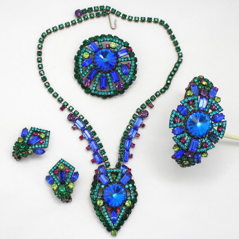 Front view of Blue Baguettes Rivoli/Margarita Brooch