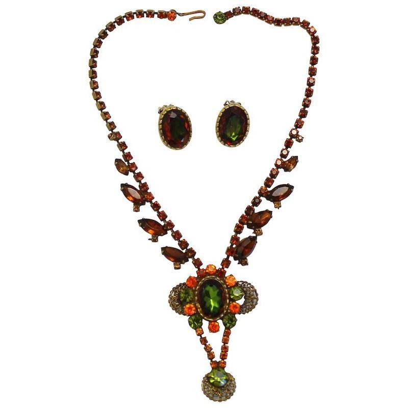Front view of Fall Oval Multi-Color/Shaded Necklace