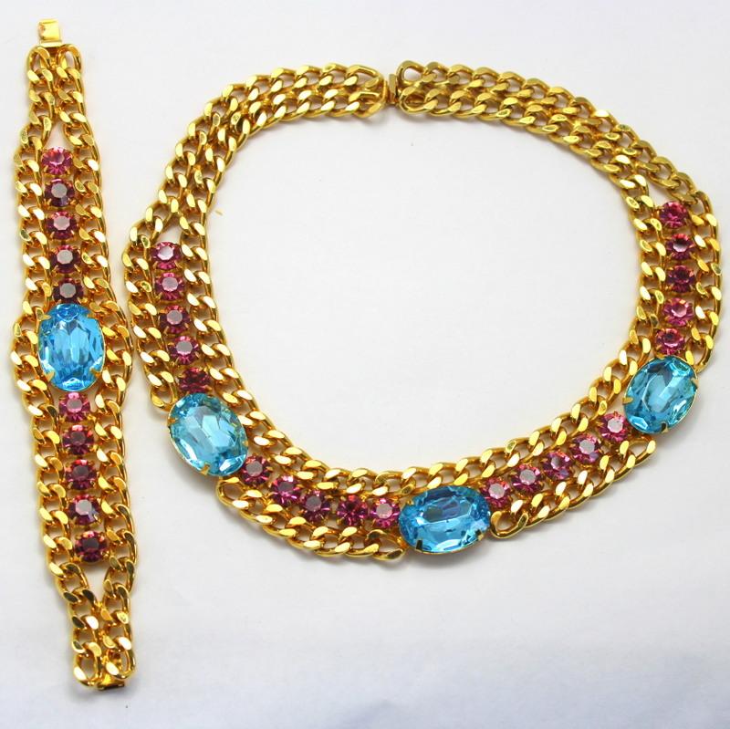 Front view of Blue Oval Necklace