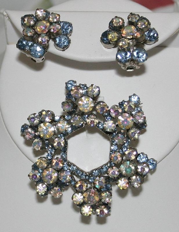 Front view of Blue Chatons Only Earrings Clip