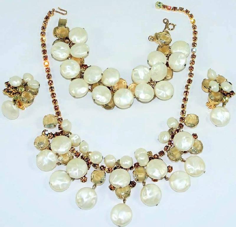 Front view of Topaz Chatons Only Givre Earrings Clip