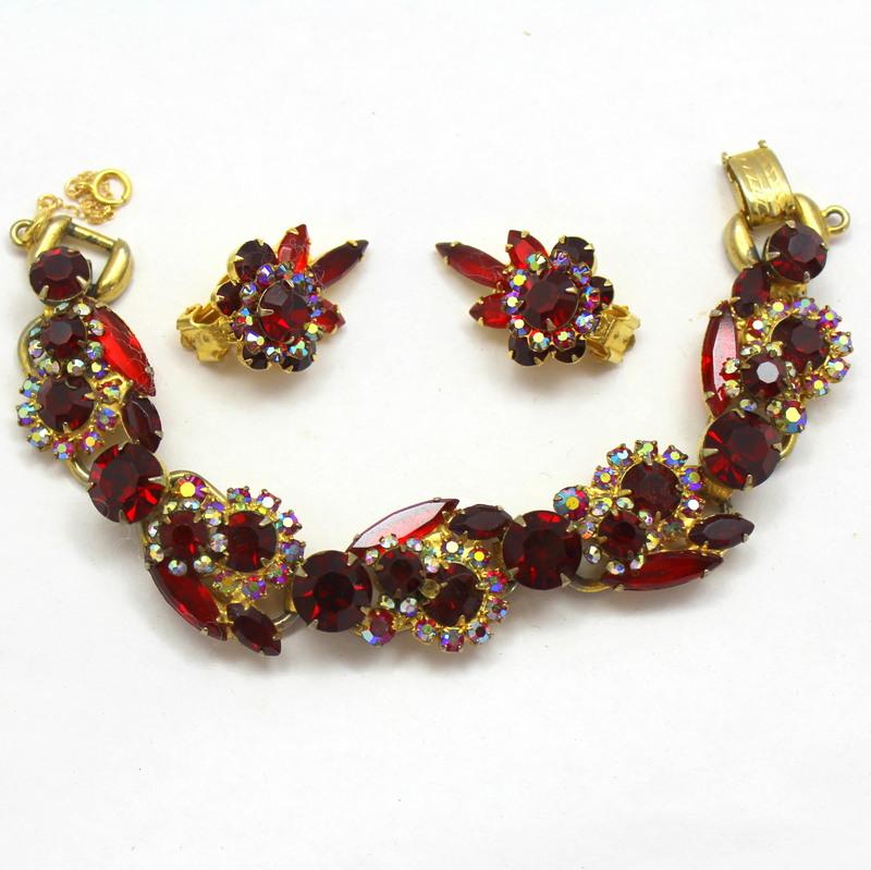 Front view of Red Navettes Bracelet 5 Link