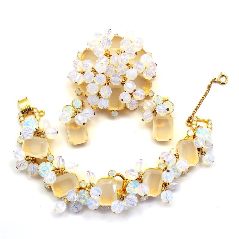 Front view of Yellow Emerald Cut Frosted Bracelet 5 Link