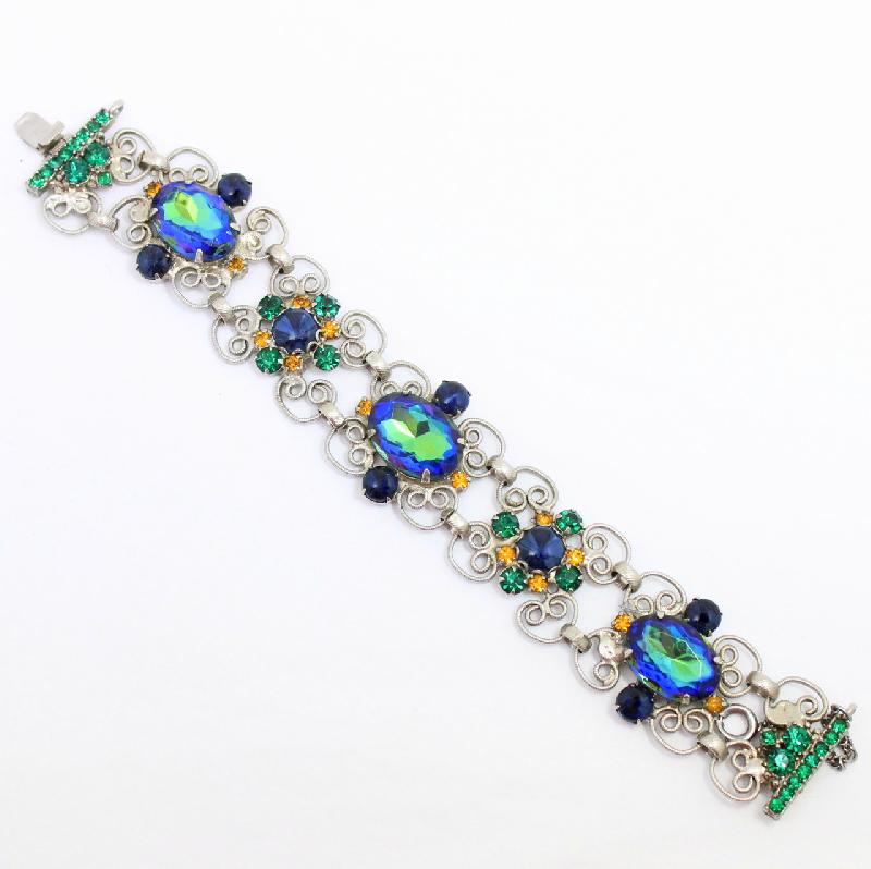 Front view of Blue Oval Multi-Color/Shaded Bracelet Flat Push In