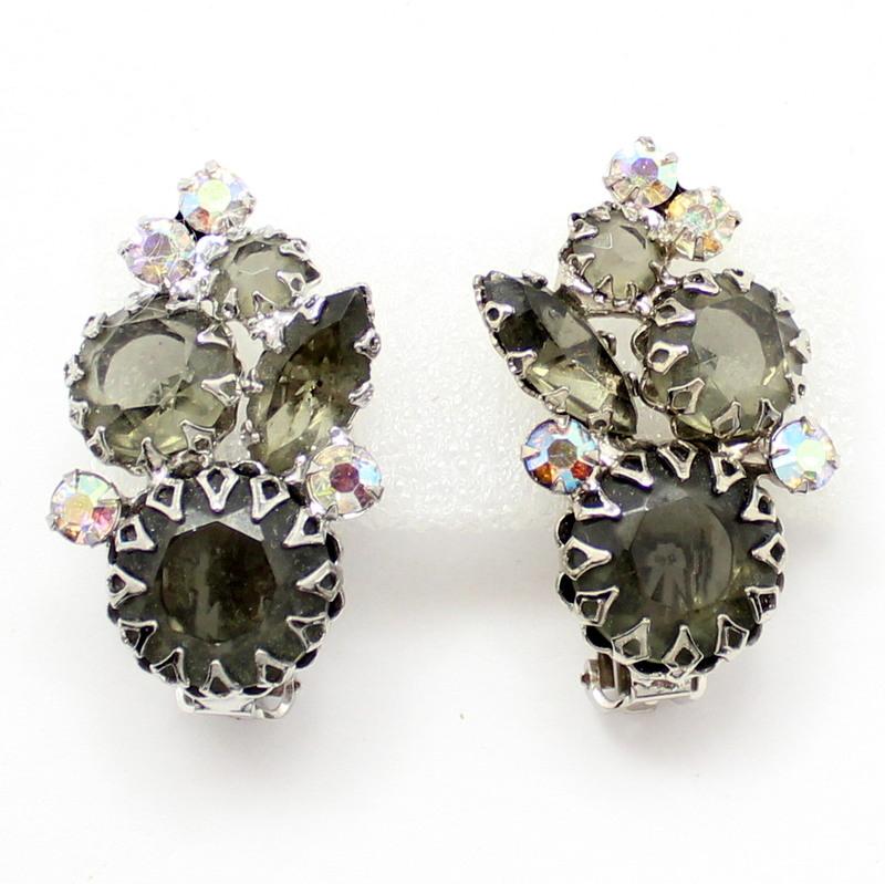 Front view of Gray (black Diamond) Navettes Earrings Clip