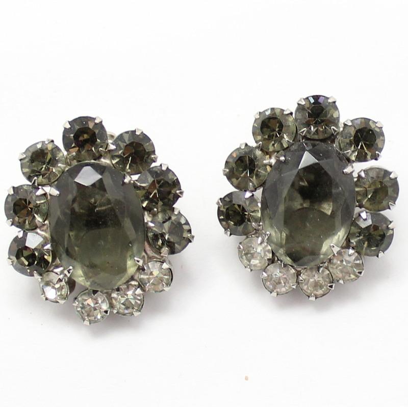 Front view of Gray (black Diamond) Oval Earrings Clip