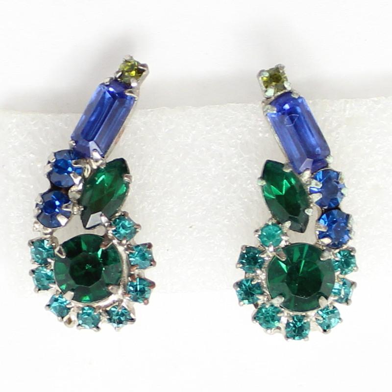 Front view of Blue Baguettes Earrings Clip