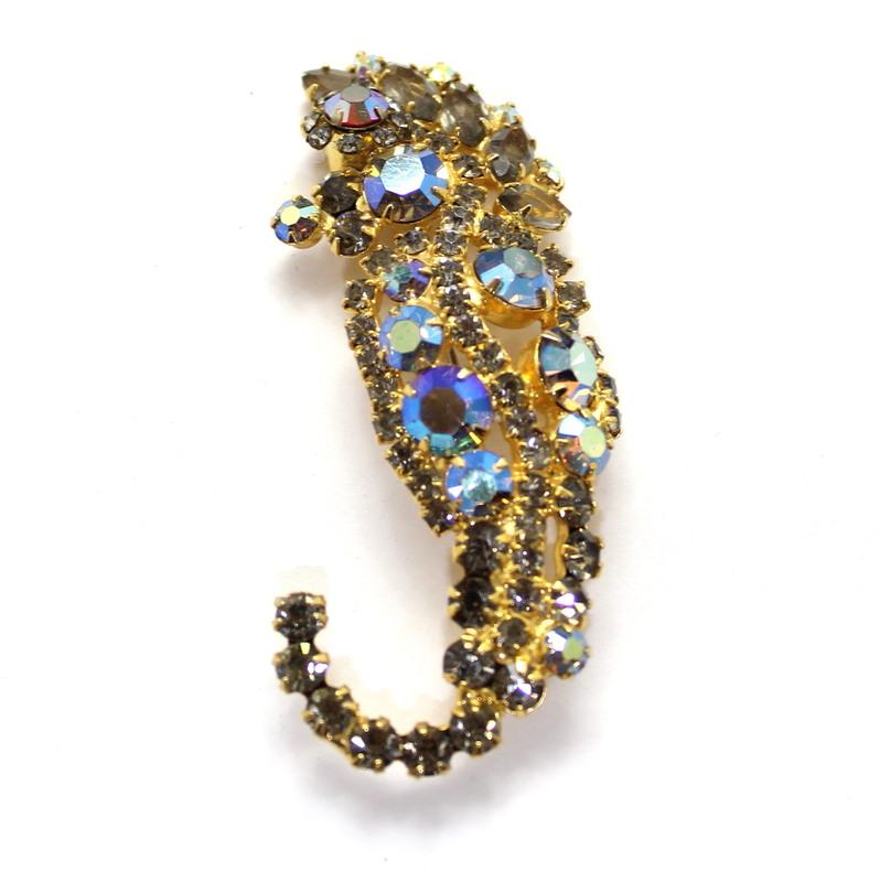 Front view of Gray (black Diamond) Chatons Only Brooch