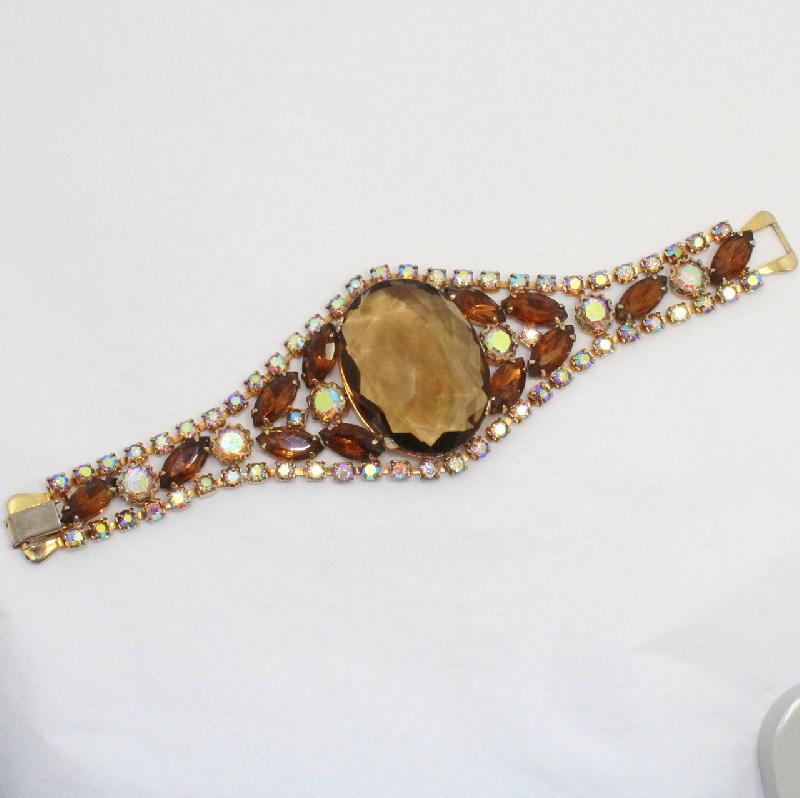 Front view of Topaz Oval Bracelet Flat Fold Over