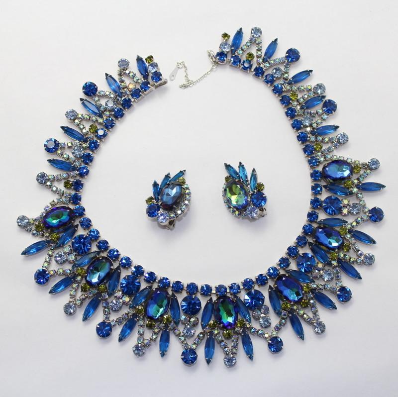 Front view of Blue Oval Multi-Color/Shaded Earrings Clip
