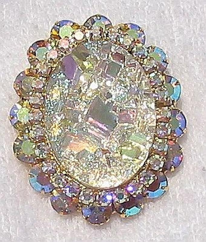 Front view of AB Oval Molded/Cut Brooch