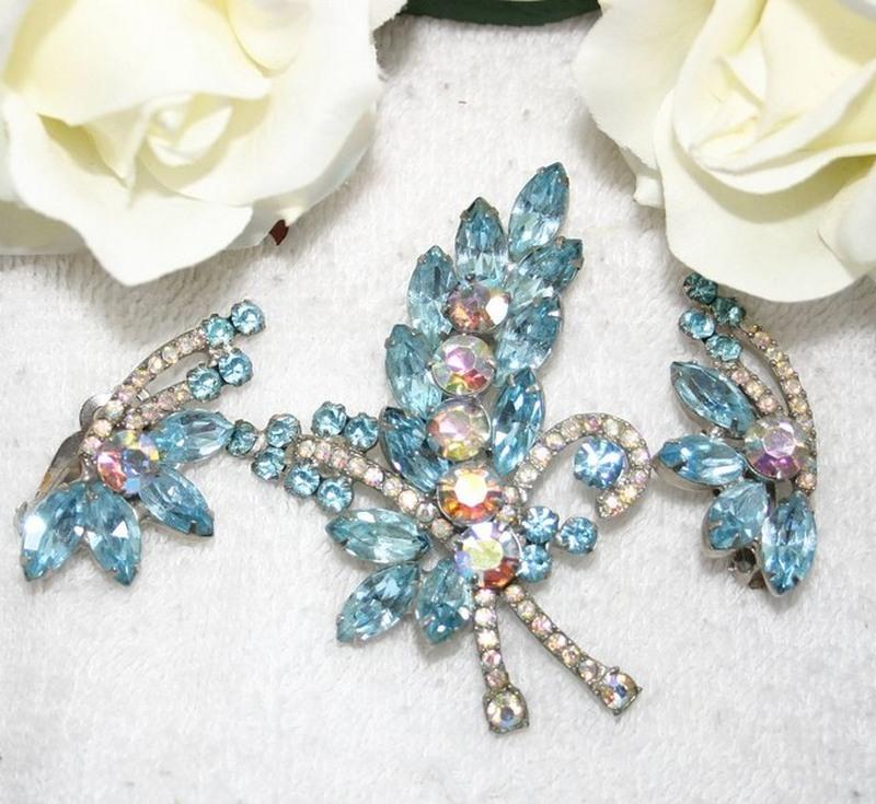 Front view of Blue Navettes Brooch