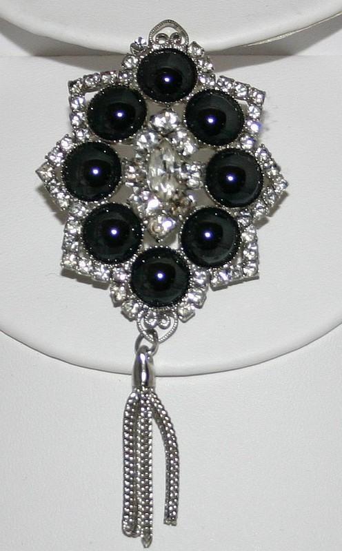 Front view of Black (jet) Cabochons Plastic Brooch