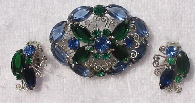 Front view of Blue Navettes Earrings Clip