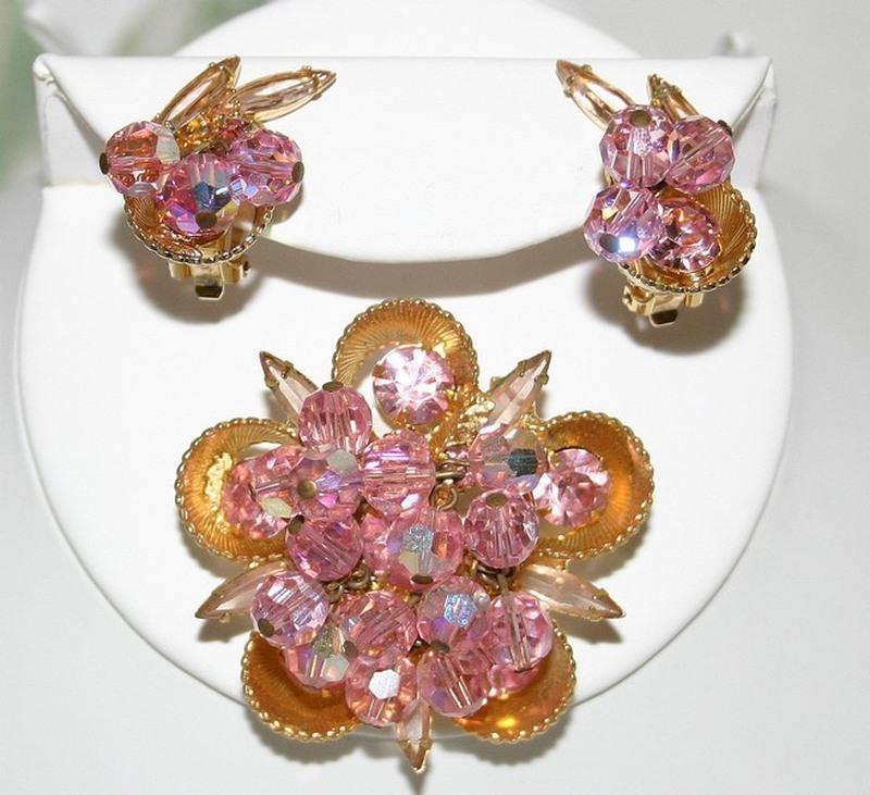 Front view of Pink Navettes Brooch