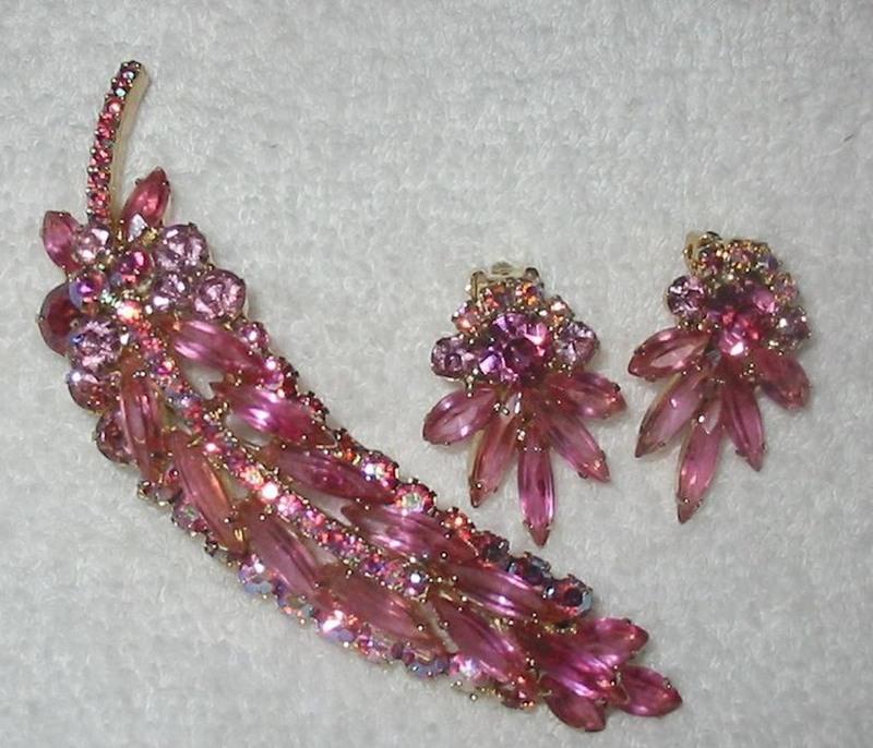 Front view of Pink Navettes Brooch