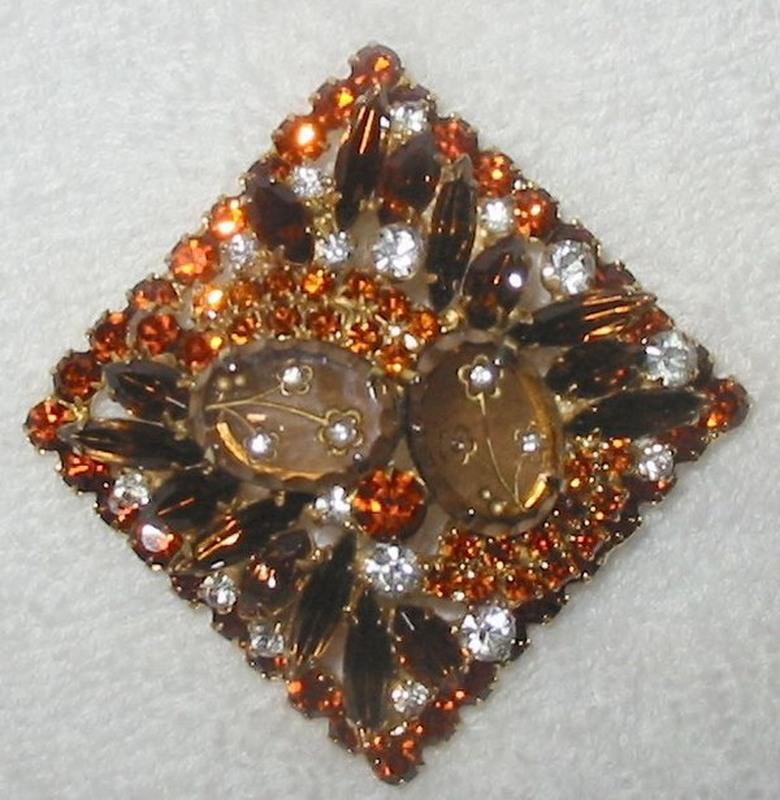 Front view of Topaz Oval Molded/Cut Brooch