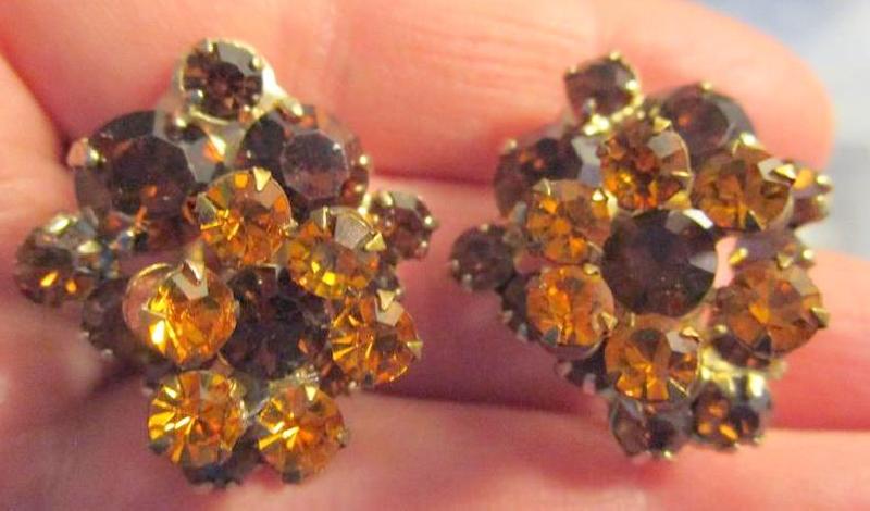 Front view of Topaz Chatons Only Earrings Clip