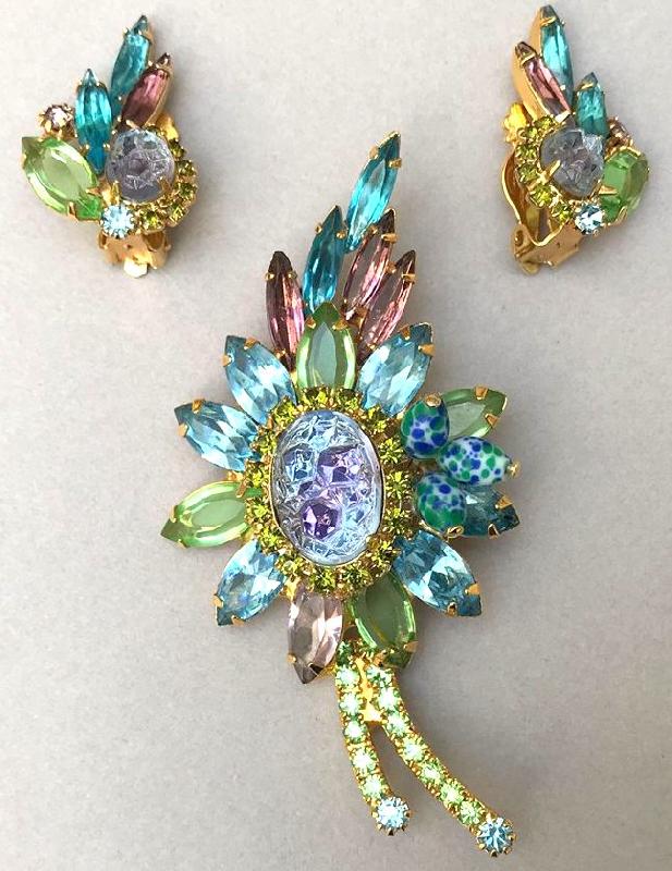 Front view of Multiple Colors Cabochons Molded/Cut Earrings Clip