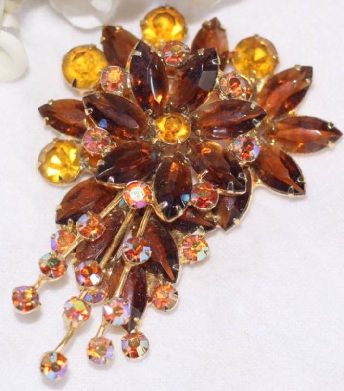 Front view of Topaz Navettes Brooch