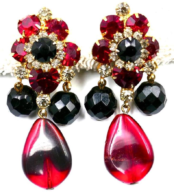 Front view of Red Chatons Only Earrings Clip