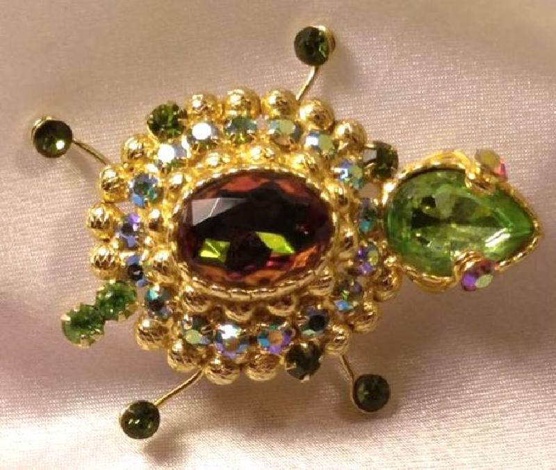 Front view of Green Pear Multi-Color/Shaded Brooch