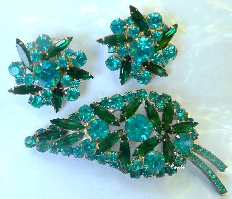 Front view of Blue Navettes Earrings Clip