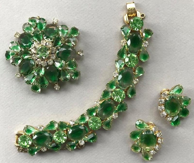 Front view of Green Pear Givre Brooch