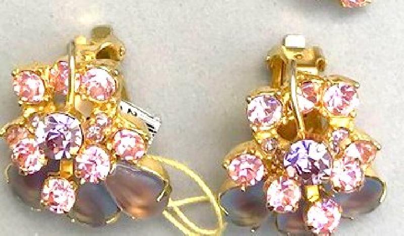 Front view of Pastel Pear Frosted Earrings Clip