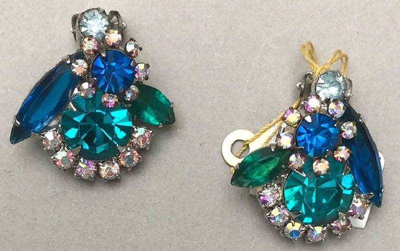 Front view of Blue Navettes Earrings Clip