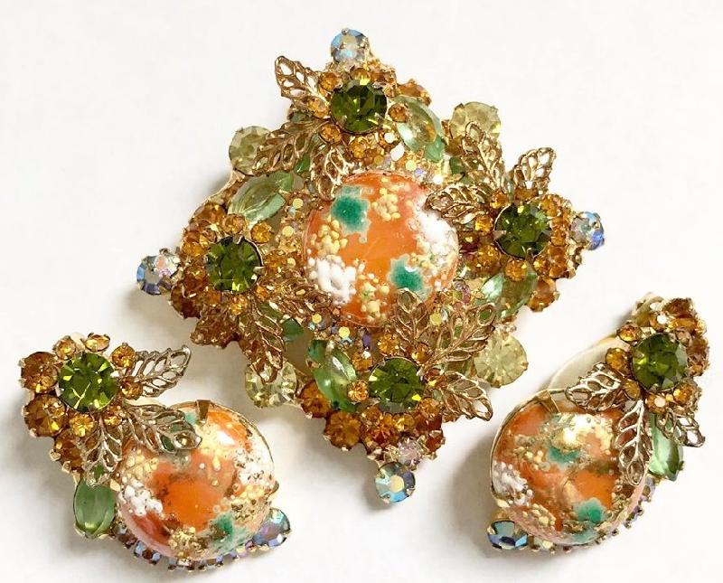 Front view of Fall Cabochons Spotted Brooch