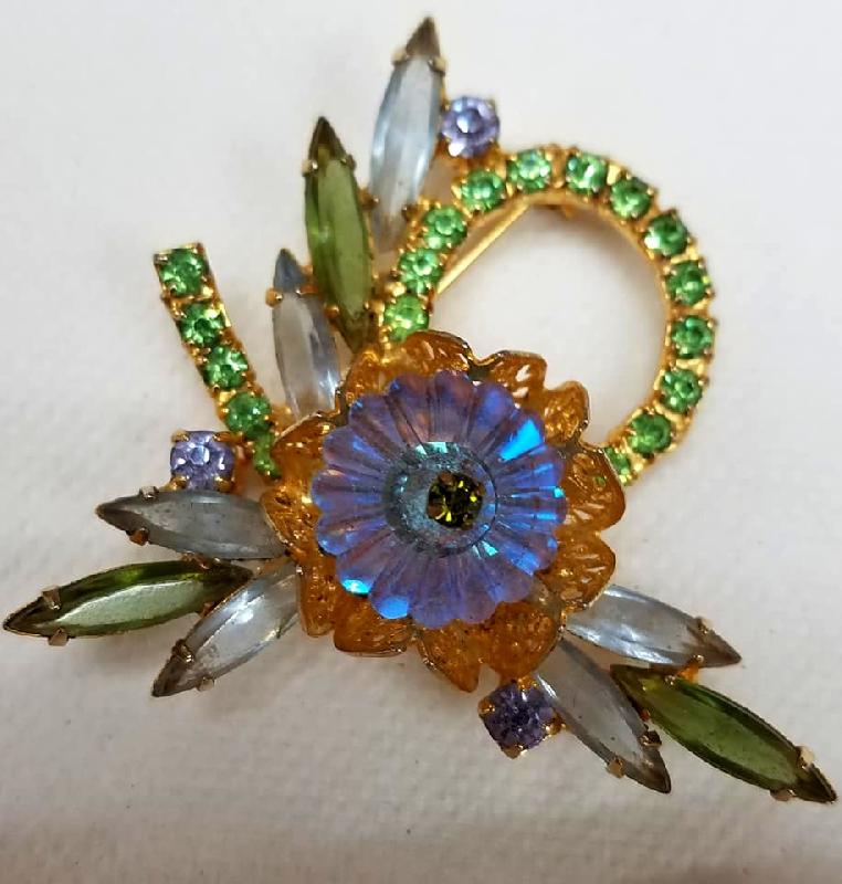 Front view of Multiple Colors Navettes Rivoli/Margarita Brooch