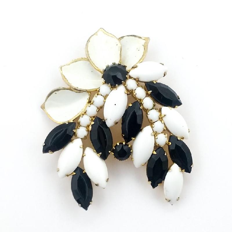 Front view of White (chalk Or Milk) Navettes Brooch