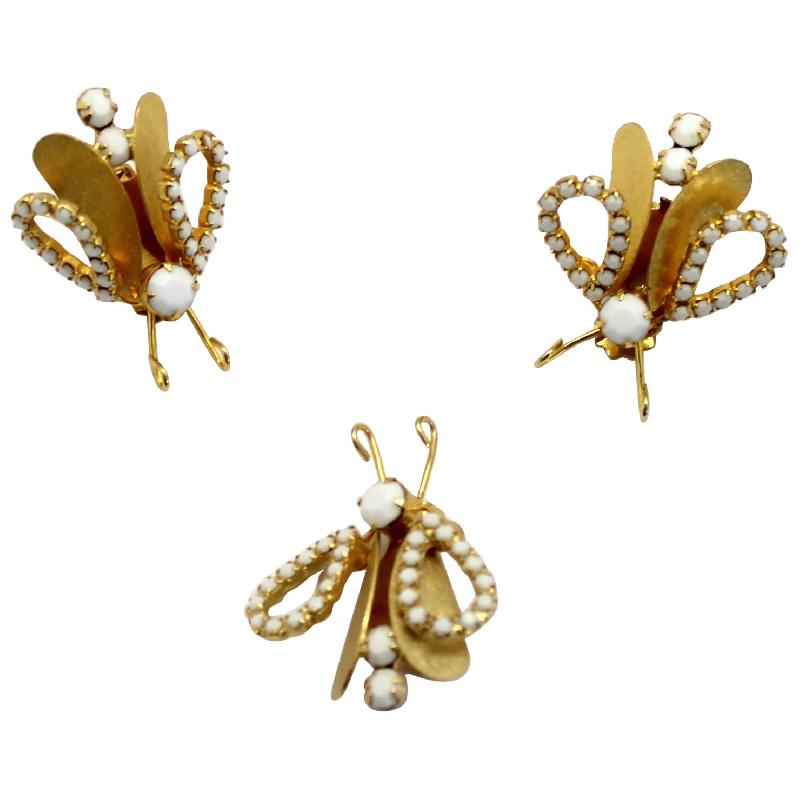 Front view of White (chalk Or Milk) Chatons Only Earrings Clip