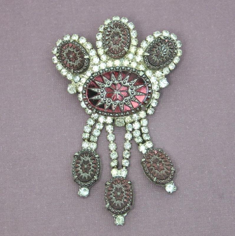 Front view of Clear Oval Molded/Cut Brooch