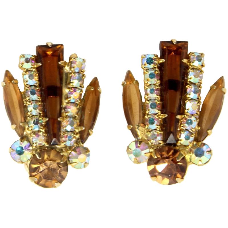 Front view of Topaz Keystones Earrings Clip