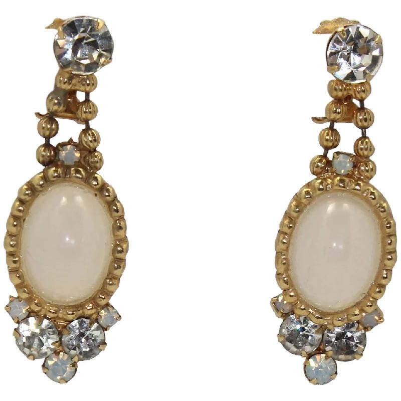 Front view of White (chalk Or Milk) Cabochons Plastic Earrings Clip