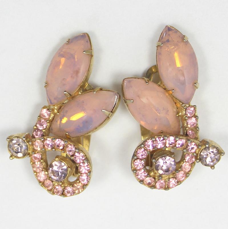 Front view of Pink Cabochons Earrings Clip