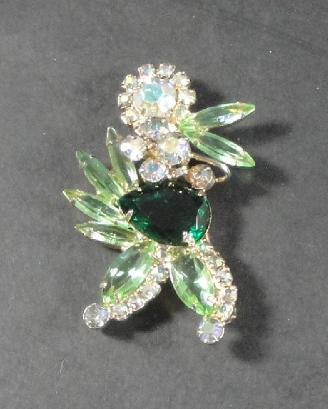 Front view of Green Pear Brooch
